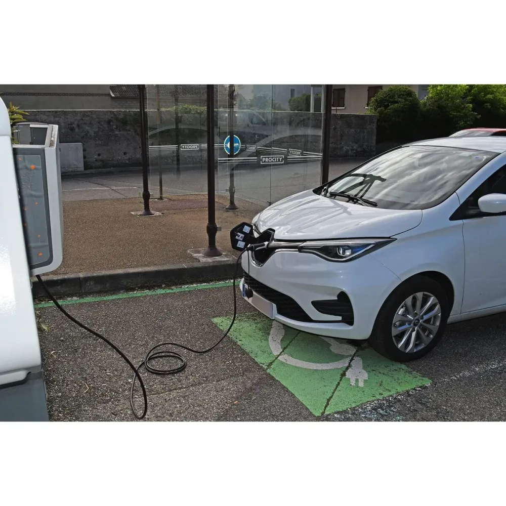 Chargeur de batterie AEG 16