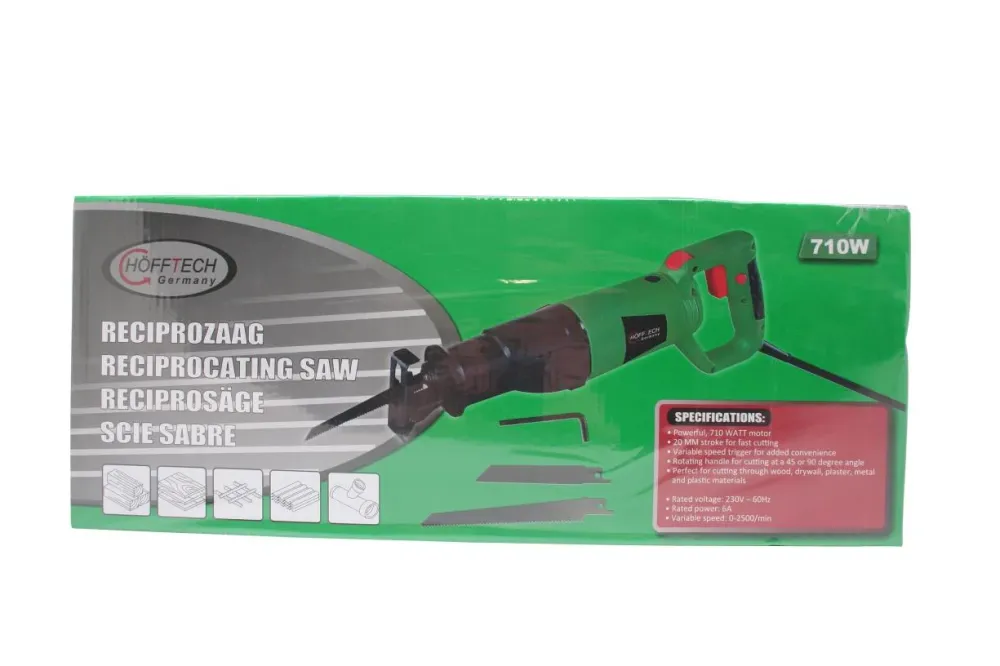 Scie sabre 900W + 2 accessoires